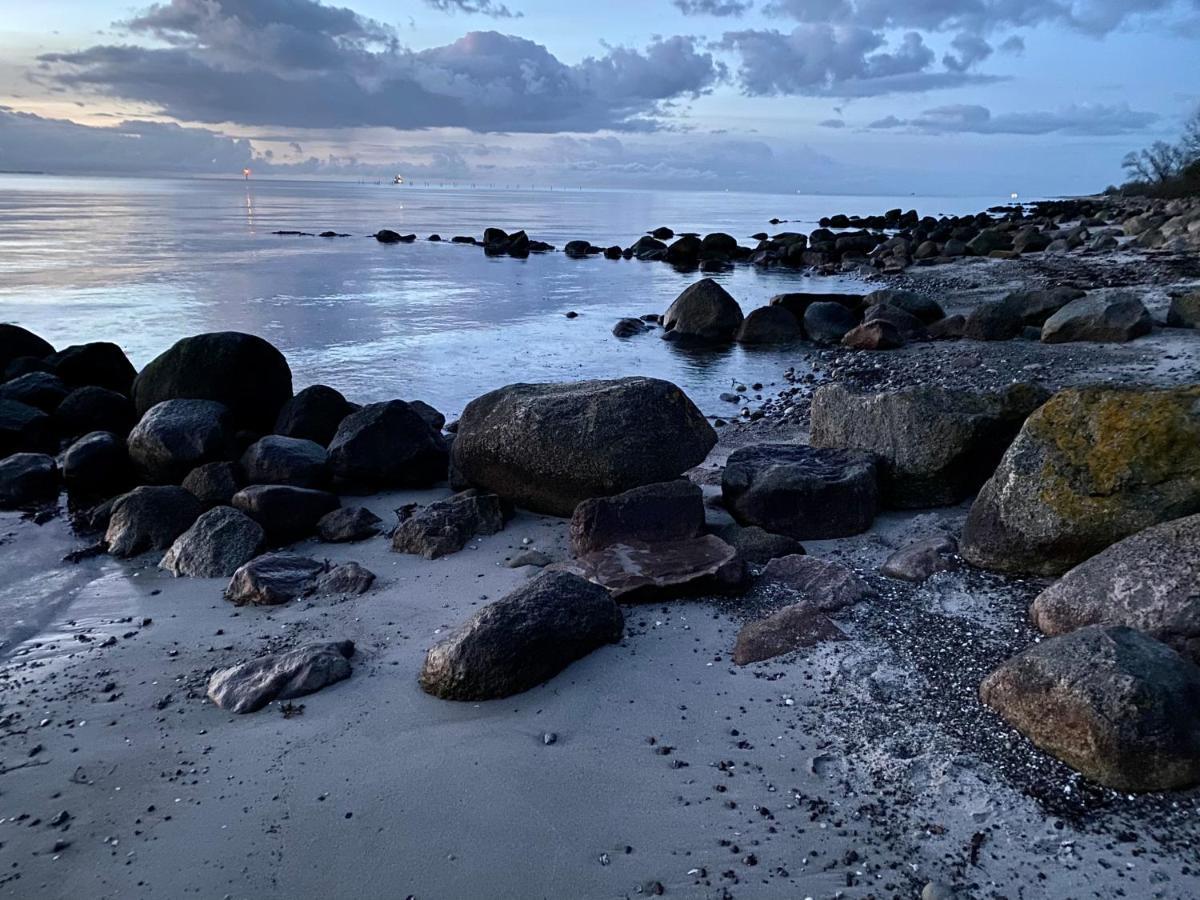 Feriehus Med Havudsigt Spodsbjerg Kültér fotó