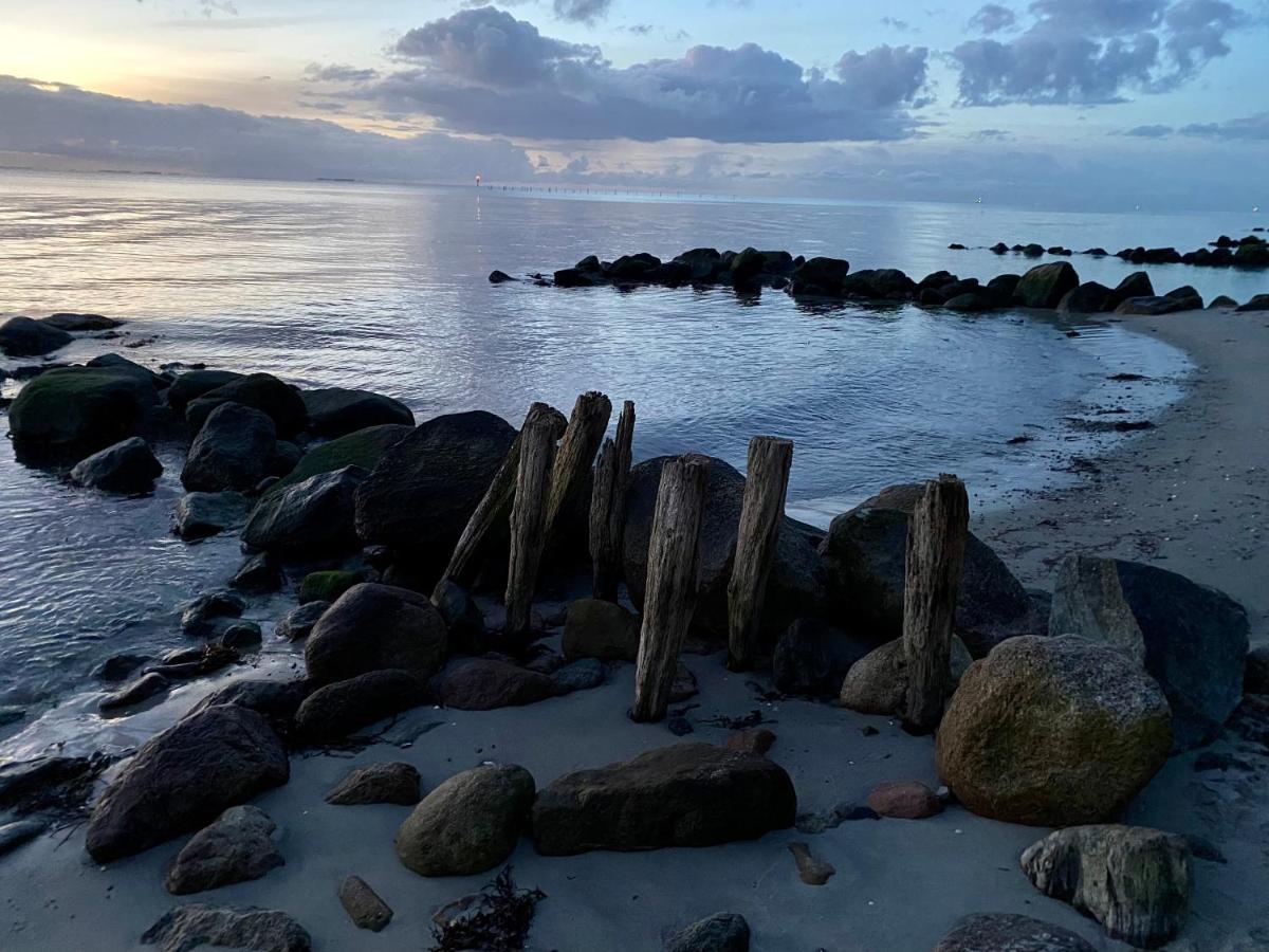 Feriehus Med Havudsigt Spodsbjerg Kültér fotó