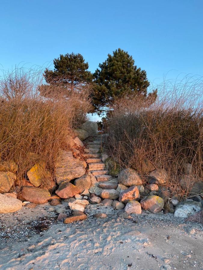 Feriehus Med Havudsigt Spodsbjerg Kültér fotó